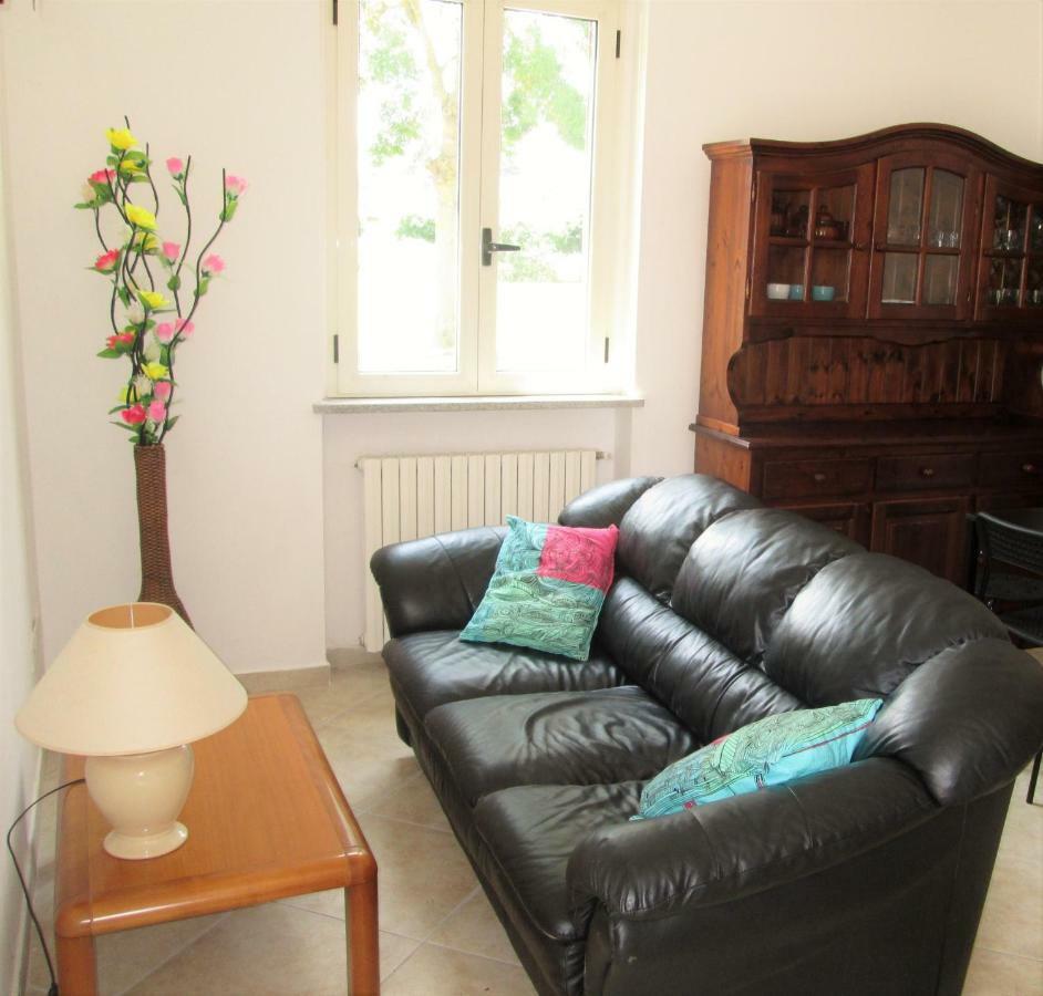 Gaietta Bed & Breakfast Frassineto Po Luaran gambar