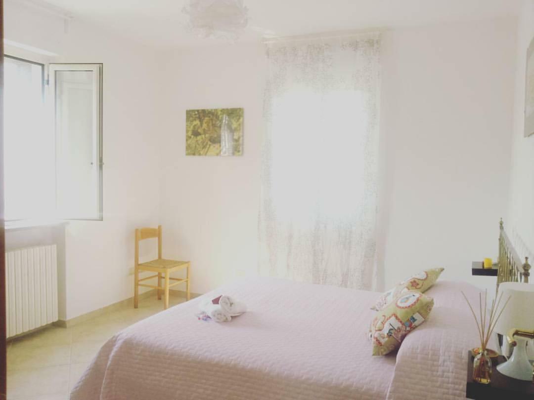 Gaietta Bed & Breakfast Frassineto Po Luaran gambar